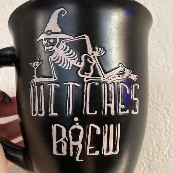 NWOT Witches Brew Large Black Coffee Mug - Picture 4 of 7
